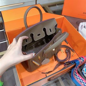 エルメス ハンドバッグ レディース hermes バーキン30 バッグ パロディ風 ショルダーバッグ 2wayトートバッグ レザー スカーフ付き ハイブランドバッグ 長く使える エルメス ハンドバッグ レディース hermes バーキン30 バッグ パロディ風 ショルダーバッグ 2wayトートバッグ レザー スカーフ付き ハイブランドバッグ 長く使える
