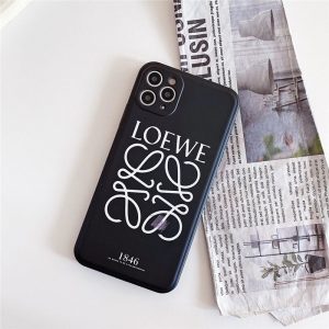 ギフトにおすすめ！関税送料込☆LOEWE☆iphone 11 Pro max ギフトにおすすめ！関税送料込☆LOEWE☆iphone 11 Pro max