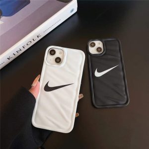 NIKE スマホケース iphone15/15pro お揃い ナイキ パロディ アイフォン14pro max/13pro カバー 個性的 iphone12pro/12 ケース シンプル かっこいい