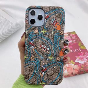 iphone17/17proケース グッチ ドナルド ダック iphone16/16pro ケース 可愛い Disney x Gucci アイフォン15pro カバー お揃い パロディ風 iphone14 携帯ケース gg スプリーム 海外セレブ愛用