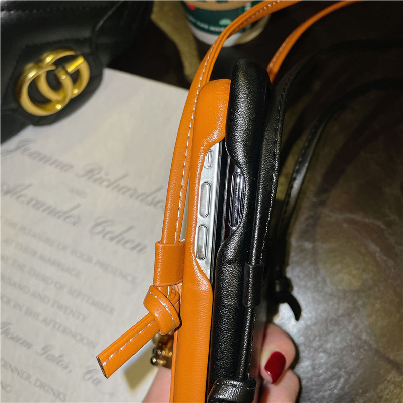 アイフォン16/16plus ケース セリーヌ 通販 iphone15pro max/14ケース カード収納 celine スマホケース ショルダー パロディ風 iphone13 ケース 便利 機能