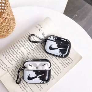 airpodsケース ブランド エアポッツ ケース ナイキ バイカラー air pods イヤホンカバー nikeパロディ airpods pro2 ケース カラビナ ワイヤレスイヤホン ケース 韓国 人気 airpodsケース ブランド エアポッツ ケース ナイキ バイカラー air pods イヤホンカバー nikeパロディ airpods pro2 ケース カラビナ ワイヤレスイヤホン ケース 韓国 人気