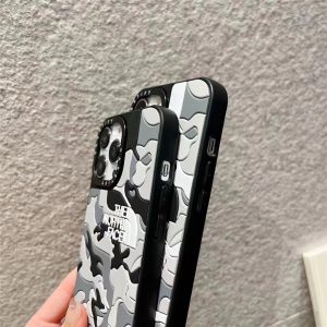 ノース フェイス アイ フォン15/15pro ケース 迷彩 north face iphone13pro/12/11 カバー ハイ ブランド メンズ iphone11ケース カップル 衝撃 に 強い