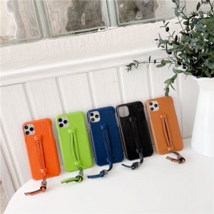 iphone16/16promax カバー ロエベ ブランド iphone15pro/14ケース ベルト付き iphone13pro/12pro maxケース ペア 大人 LOEWE アイフォン11/xs/xr カバー 可愛い アナグラム iphonexs max スマホケース エレガント
