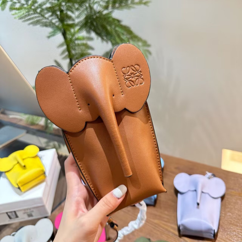 ロエベ ミニバッグ 象 ショルダー バッグ 韓国風 レディース スマホ ポシェット ブランド スマホ保護カバー 可愛い プレゼント