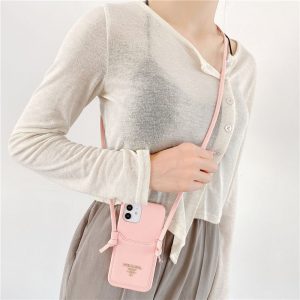 プラダ iphone16/16pro カード ケース おそろい Prada アイフォン15/14プロケース ショルダー iphone13pro max ケース 大人 シンプル スマホケース12/xr 革 おすすめ プラダ iphone16/16pro カード ケース おそろい Prada アイフォン15/14プロケース ショルダー iphone13pro max ケース 大人 シンプル スマホケース12/xr 革 おすすめ