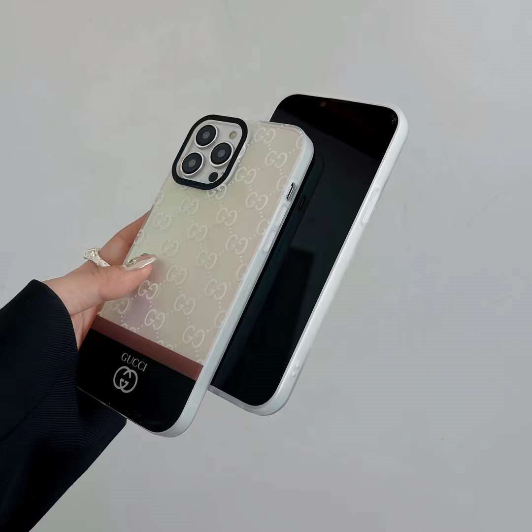 【貴重！レア】GUCCI オンライン限定品　iphone12携帯ケース　カバー Gucci ルイヴィトン iphone12/11pro max/se2/x/xs/xr/8/7ケース