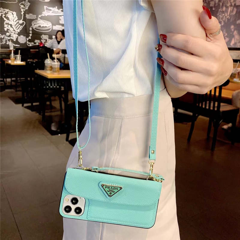 プラダ スマホケース16/16pro 背面 収納 iphone15/14pro maxケース 斜め掛け prada 新作 アイフォン13/11pro ケース ブランド レディース iphone ケース 便利 プラダ スマホケース16/16pro 背面 収納 iphone15/14pro maxケース 斜め掛け prada 新作 アイフォン13/11pro ケース ブランド レディース iphone ケース 便利