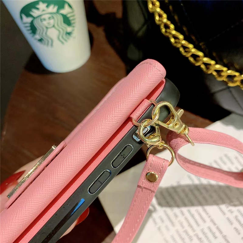 PRADA ピンク iPhoneケース ストラップ付き prada風 iphone16/16pro/15 ケース 革 オシャレ iphone14/14pro