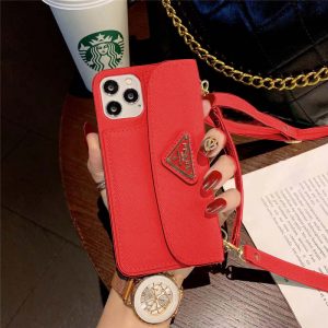 PRADA - 新品.正規】PRADA プラダ　iphoneXSmax ケース　赤 プラダ スマホケース16/16pro 背面 収納 iphone15/14pro max
