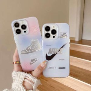 iphone15/14ケース ナイキ かわいい iphone14pro/14promaxカバー グラデーションカラー nike iphone13/13pro ケース インスタ風 アイフォン12/11カバー 流行り 女子高校生