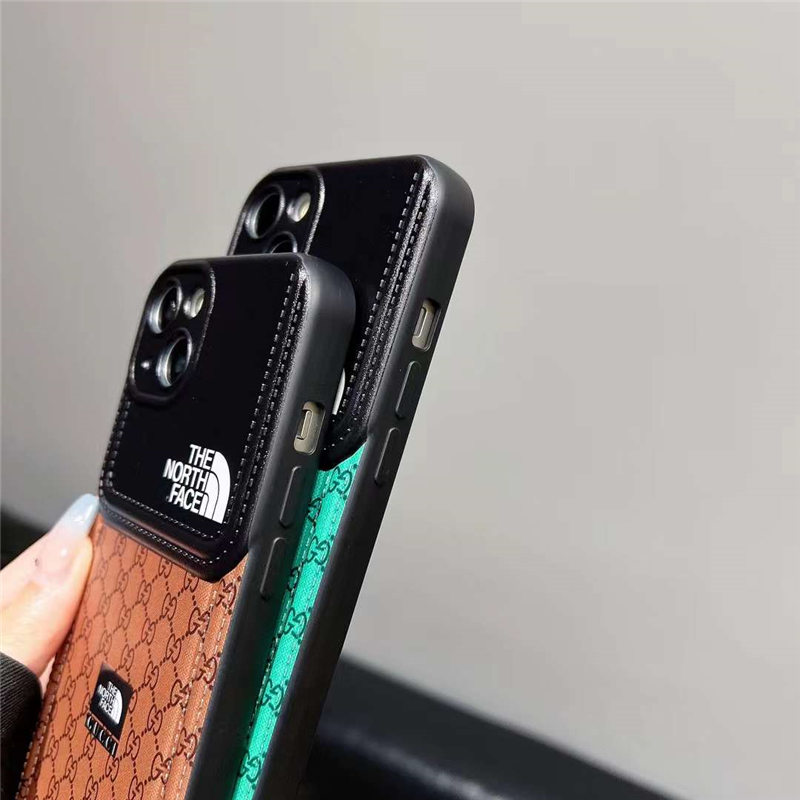 【新品】GUCCI iPhone 15 ケース ブラック ユニセックス 男女兼用 グッチ風 iphone15/15pro ケース おしゃれ メンズ iphone 黒 に
