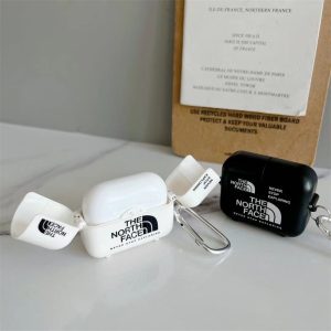 ノースフェイス airpodsケース お洒落 シンプル north face airpods pro ケース第二世代 第3世代 おそろい エアー ポッズ ケース ブランドコピー airpods1/2 イヤホン収納ケース 防塵 耐衝撃 ノースフェイス airpodsケース お洒落 シンプル north face airpods pro ケース第二世代 第3世代 おそろい エアー ポッズ ケース ブランドコピー airpods1/2 イヤホン収納ケース 防塵 耐衝撃