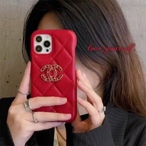 シャネル 携帯 ケース iphone16/16pro ブランド コピー iphone15
