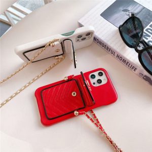 サン ローラン iphone16/16pro/16pro max ケース 背面収納 yslパロディ iphone15/14pro/13/12 ケース ショルダーチェーン スマホケース 11 大人 女子 サン ローラン iphone16/16pro/16pro max ケース 背面収納 yslパロディ iphone15/14pro/13/12 ケース ショルダーチェーン スマホケース 11 大人 女子