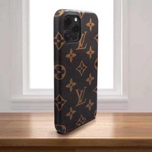 ヴィトンコピー iphone17/16pro ケース おすすめ メンズ iphone15/14pro max/13pro/12ケース チェーンチャーム LV アイフォンカバー 大人 シンプル iphonexs max/xr 携帯ケース おしゃれ