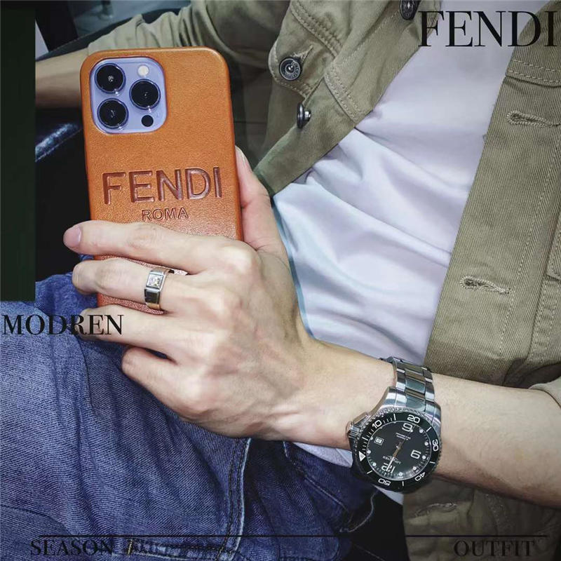 フェンディ　携帯　レザー製　ストラップ フェンディ 携帯 レザー製 ストラップ fendi iphoneケース 15pro