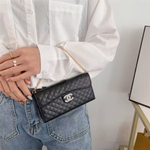 chanel iphone17/17pro 手帳 型 ケース 大人 女子 シャネル風 iphone16pro/15 ケース ハイブランド スマートホン iphone14 iphone13 携帯ケース チェーン付き pu レザー スマホケース