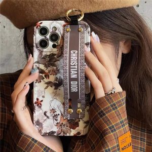 dior 風 iphone16/16pro ケース 人気 女子 カエデの葉 アイフォン15pro/14pro maxケース 落下防止 ベルト ブランド iphone12proケース おしゃれ インスタ iphone11/xs ケース 海外 セレブ 2022 dior 風 iphone16/16pro ケース 人気 女子 カエデの葉 アイフォン15pro/14pro maxケース 落下防止 ベルト ブランド iphone12proケース おしゃれ インスタ iphone11/xs ケース 海外 セレブ 2022