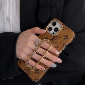 Louis Vuitton iPhoneケース スタッズ付き ルイヴィトン iphone13/13pro ケース スタンド 付き