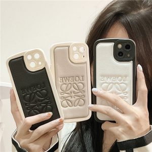 ロエベ スマホケース 革 おしゃれ iphone16 16proケース loeweアナグラム iphone15pro max/14/13 ケース カップル おそろい アイフォンテン iphonexsケース 安い 可愛い ロエベ スマホケース 革 おしゃれ iphone16 16proケース loeweアナグラム iphone15pro max/14/13 ケース カップル おそろい アイフォンテン iphonexsケース 安い 可愛い