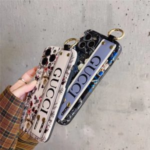 iphone16/16pro ケース 花 柄 ブランド gucci風 iphone15pro maxケース ベルト付き 派手カワ iphone14/13/12 tpuケース 大人女子 グッチ アイフォンxr 携帯ケース 海外セレブ愛用