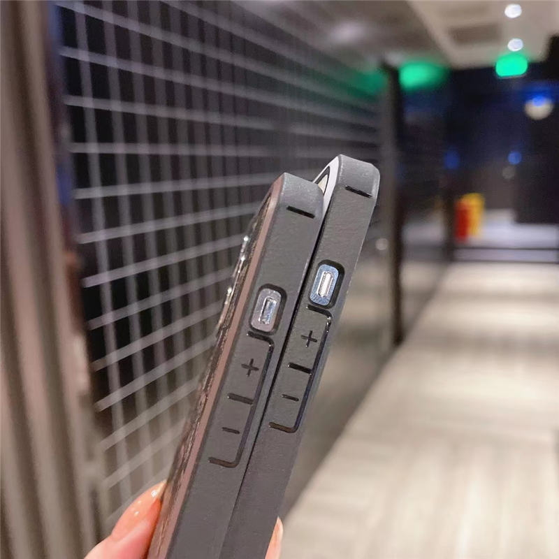 celine スマホケース iphone17/16pro トリオンフ セリーヌ風 アイフォン15pro max カバー 大人 おしゃれ iphone14/13pro/12 アイフォンxs/xr 保護ケース おそろい celine スマホケース iphone17/16pro トリオンフ セリーヌ風 アイフォン15pro max カバー 大人 おしゃれ iphone14/13pro/12 アイフォンxs/xr 保護ケース おそろい