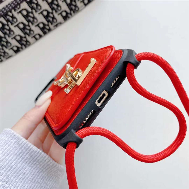 サンローラン iphone16/15/15proケース 紐付き ブランド iphone14/14pro ケース 大人 女子 yslコピー アイフォンカバー 13/13pro max カード入れ サンローラン iphone16/15/15proケース 紐付き ブランド iphone14/14pro ケース 大人 女子 yslコピー アイフォンカバー 13/13pro max カード入れ