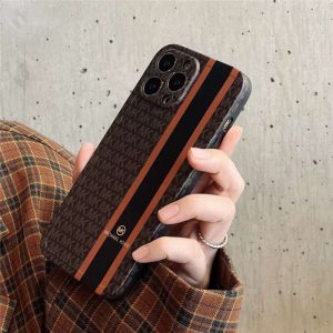 マイケルコース iphoneケース 13/13pro 安い MK シグネチャー柄 アイフォン12pro max カバー 大人っぽい お揃い iphone12/11/xs max 保護ケース 衝撃に強い おしゃれ