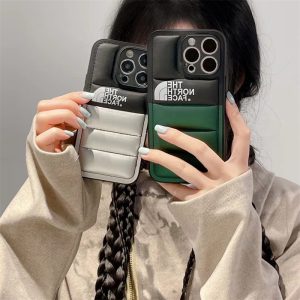 iphone17/16/15proケース ノースフェイス コピー iphone14pro max/13 レザーケース ダウンジャケット風 衝撃に強い north face アイフォンケース12/11 流行り オシャレ iphone17/16/15proケース ノースフェイス コピー iphone14pro max/13 レザーケース ダウンジャケット風 衝撃に強い north face アイフォンケース12/11 流行り オシャレ