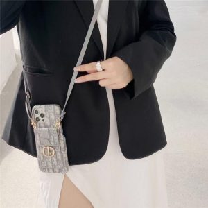 dior iphone17/17pro ケース ショルダー パロディ風 iphone16/16プロ ケース カード 収納 背面 iphone15pro max カバー 女性向け ディオール iphone14/13pro max ケース 斜め掛け おしゃれ dior iphone17/17pro ケース ショルダー パロディ風 iphone16/16プロ ケース カード 収納 背面 iphone15pro max カバー 女性向け ディオール iphone14/13pro max ケース 斜め掛け おしゃれ
