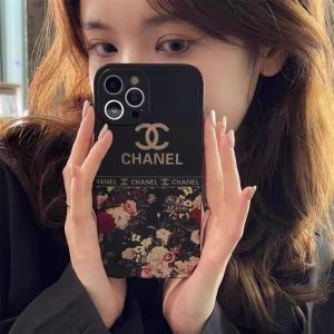 CHANEL（iPhoneケース）のフリマアイテム一覧