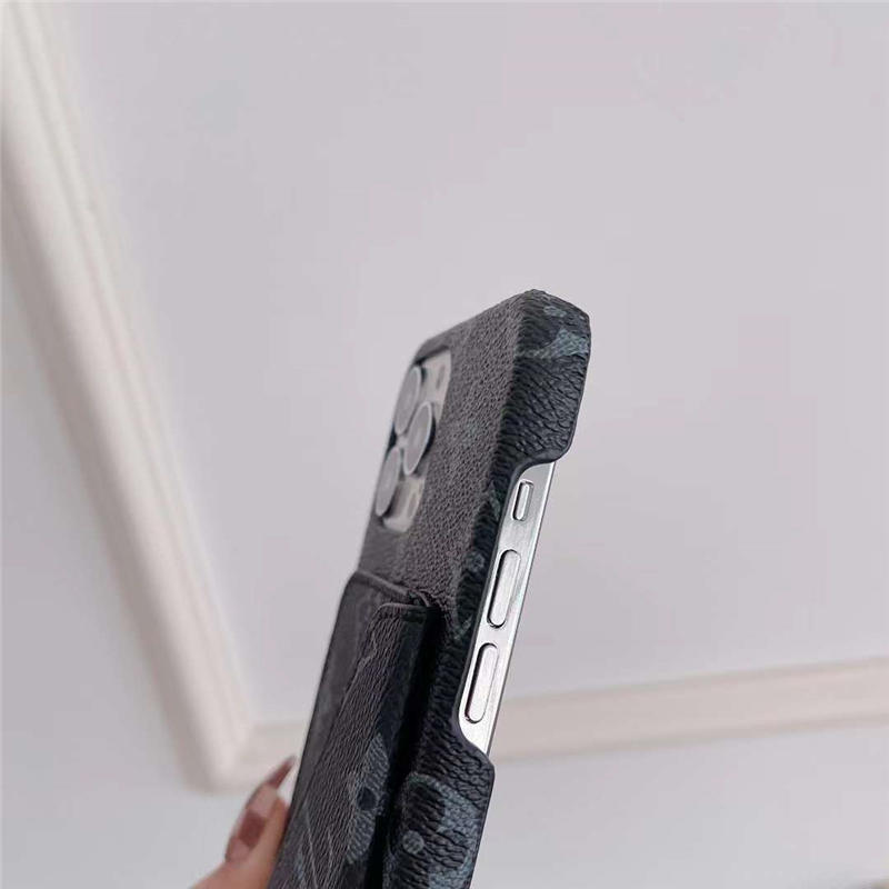ヴィトンパロディ iphone17/17pro/16eケース カード収納 メンズ iphone16pro/15プロ アイフォン14pro ハイ ブランド 携帯 ケース 夫婦 お 揃い アイフォンカバー13