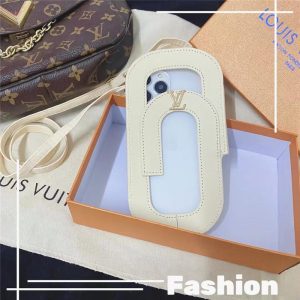 これ１つでスマートに【LOUIS VUITTON】スマホケース ポシェット これ1つでスマートに【LOUIS VUITTON】スマホケース ポシェット