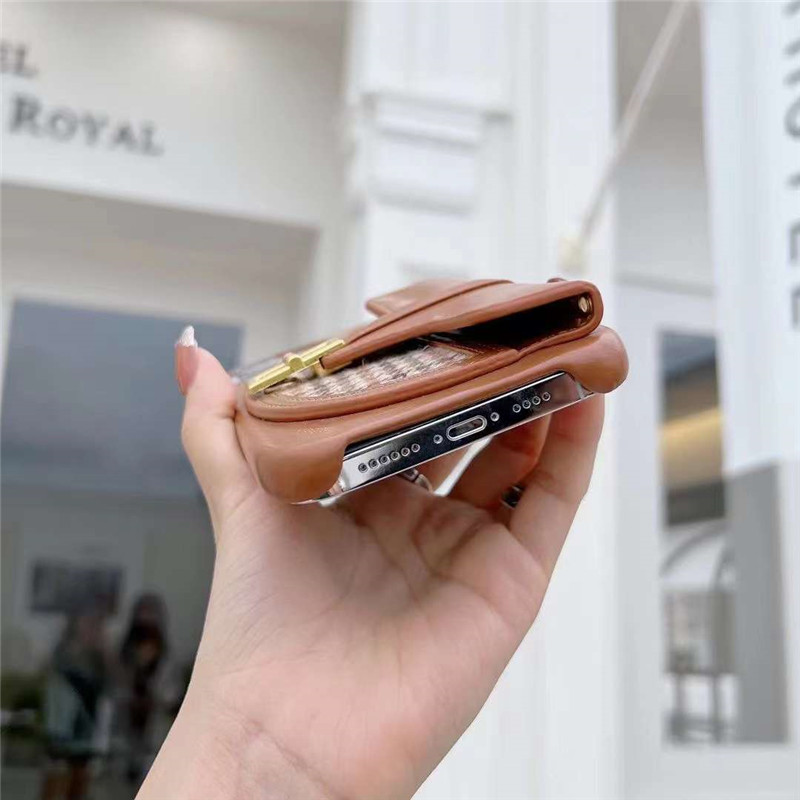 セリーヌ iphone16/15/14 ケース ショルダー iphone13promax/13 ケース 背面 収納 celineサドルバッグ風 iphone12pro カバー 大人 女子