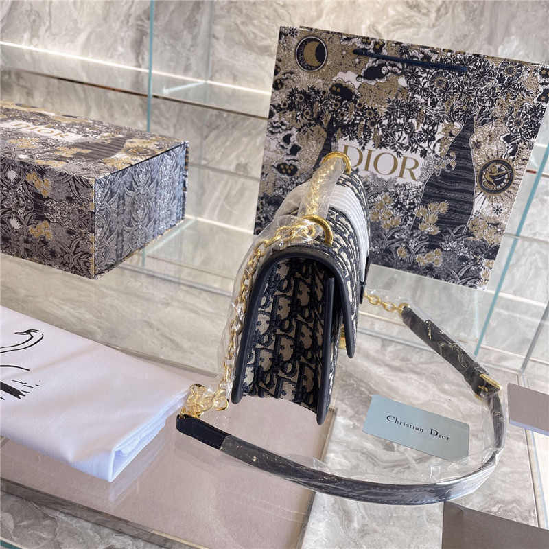 【DIOR直営】セール！30 MONTAIGNE チェーン ショルダーバッグ DIOR | 30 Montaigne チェーンバッグ ディオール オブリーク