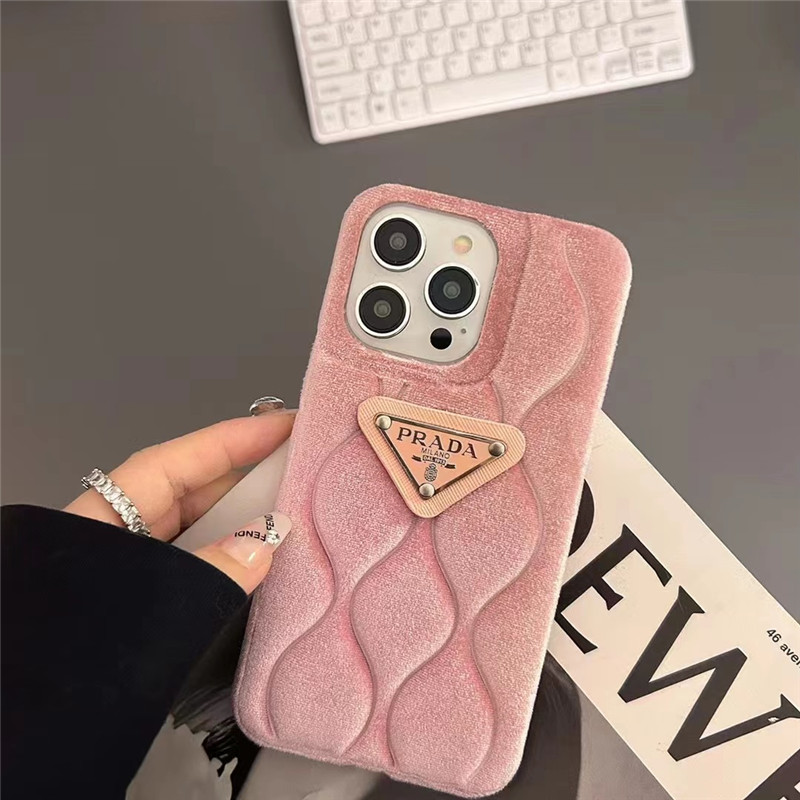 プラダ iphone15/15pro ケース もこもこ おしゃれ iphone14/13 ケース 
