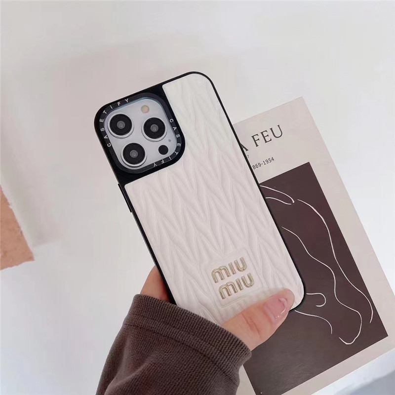 miu miu iPhone14Pro マテラッセ ミュウミュウ スマホケース 