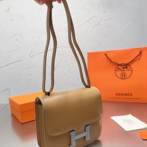 エルメス コンスタンス ミニ HERMES 小さい ショルダー バッグ シルバー金具 コンパクト バッグ 可愛い 2way ハイ ブランド ポシェット