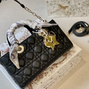 レディ D-JOY バッグ dior ショルダー バッグ ミニ ディオール バッグ 激安 コピー ハイ ブランド ポシェット 横型 可愛い 女性 レディ D-JOY バッグ dior ショルダー バッグ ミニ ディオール バッグ 激安 コピー ハイ ブランド ポシェット 横型 可愛い 女性