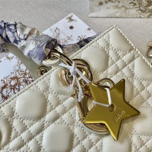 レディ D-JOY バッグ dior ショルダー バッグ ミニ ディオール バッグ 激安 コピー ハイ ブランド ポシェット 横型 可愛い 女性 レディ D-JOY バッグ dior ショルダー バッグ ミニ ディオール バッグ 激安 コピー ハイ ブランド ポシェット 横型 可愛い 女性