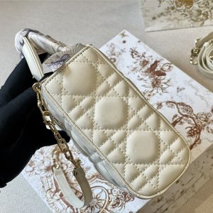 レディ D-JOY バッグ dior ショルダー バッグ ミニ ディオール バッグ 激安 コピー ハイ ブランド ポシェット 横型 可愛い 女性 レディ D-JOY バッグ dior ショルダー バッグ ミニ ディオール バッグ 激安 コピー ハイ ブランド ポシェット 横型 可愛い 女性