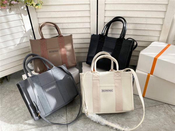 バレンシアガ ハード ウェア トート balenciagaコピー2way トート バッグ メンズ レディース おしゃれ 通勤 カバン 2way カジュアル ショルダー バッグ