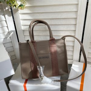 バレンシアガ ハード ウェア トート balenciagaコピー2way トート バッグ メンズ レディース おしゃれ 通勤 カバン 2way カジュアル ショルダー バッグ バレンシアガ ハード ウェア トート balenciagaコピー2way トート バッグ メンズ レディース おしゃれ 通勤 カバン 2way カジュアル ショルダー バッグ