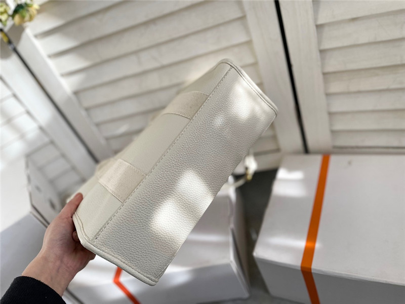 バレンシアガ ハード ウェア トート balenciagaコピー2way トート バッグ メンズ レディース おしゃれ 通勤 カバン 2way カジュアル ショルダー バッグ バレンシアガ ハード ウェア トート balenciagaコピー2way トート バッグ メンズ レディース おしゃれ 通勤 カバン 2way カジュアル ショルダー バッグ