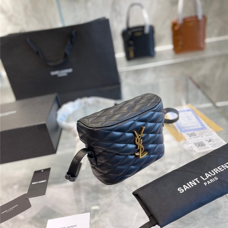 サンローラン ジューン ボックスバッグ YSL ショルダーバッグ キルティングレザー スクエア ポーチ 斜 めがけ バッグ レディース 人気