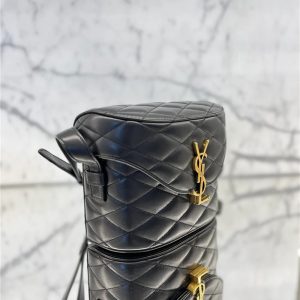 サンローラン ジューン ボックスバッグ YSL ショルダーバッグ キルティングレザー スクエア ポーチ 斜 めがけ バッグ レディース 人気