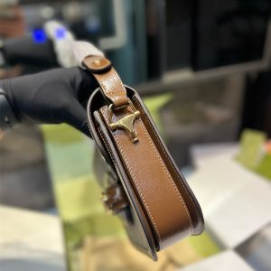 グッチ ホース ビット 1955 ショルダーバッグ 人気 gucci クロスボディバッグ 高級 斜め掛け バッグ レディース スーパーコピー 安全なサイト グッチ ホース ビット 1955 ショルダーバッグ 人気 gucci クロスボディバッグ 高級 斜め掛け バッグ レディース スーパーコピー 安全なサイト