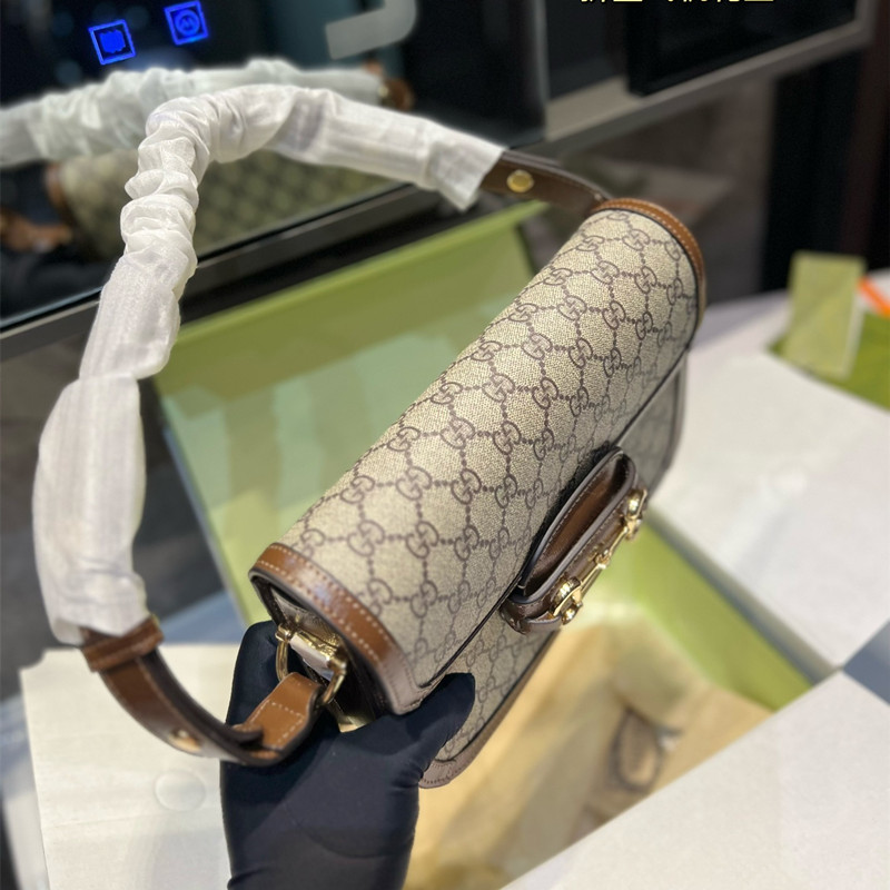 グッチ ホース ビット 1955 ショルダーバッグ 人気 gucci 斜め掛け  