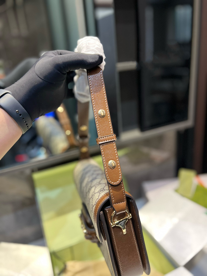 [希少] GUCCI オールドグッチ ボディバッグ ホースビット オレンジ GUCCI グッチ ホースビット バッグ オールドグッチ - メルカリ